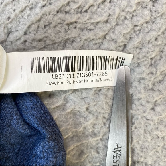 Quince Women’s Size S Blue Flowknit Pullover Stretch Hoodie Sweatshirt Small EUC - Picture 7 of 8